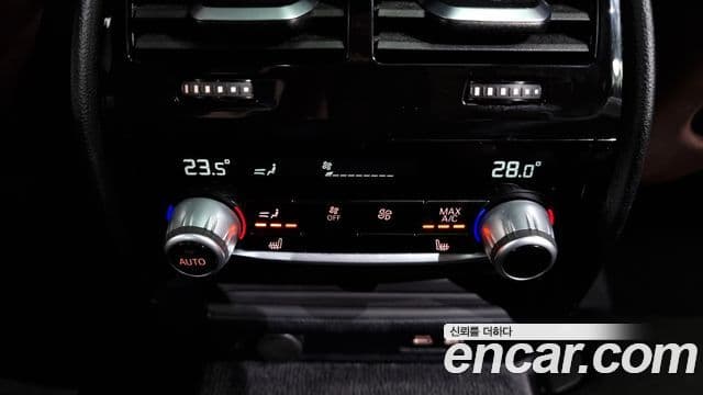 BMW 5 Series 2021 — Şəkil 18/20