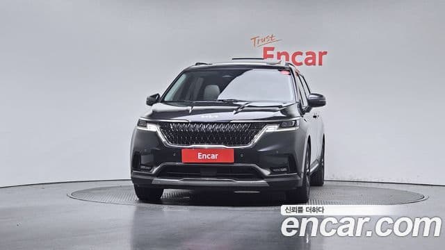 Kia Carnival 2023 — ფოტო 3/20
