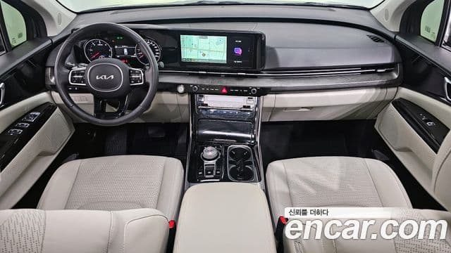 Kia Carnival 2023 — ფოტო 7/20