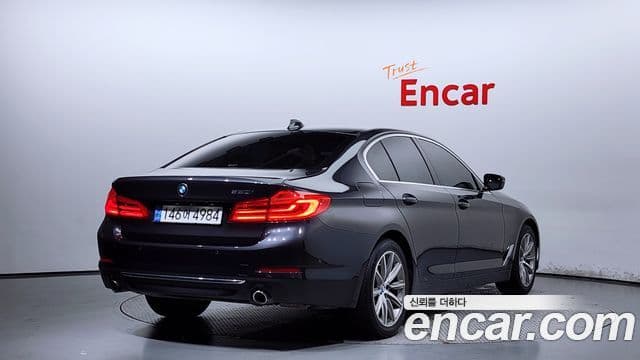 BMW 5 Series, 2019