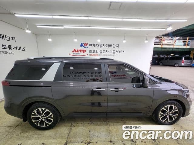 Kia Carnival 2021 — Şəkil 10/20