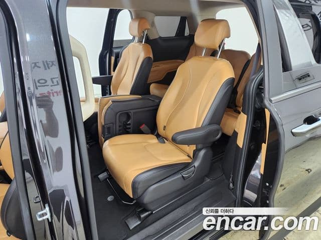 Kia Carnival 2021 — Şəkil 14/20