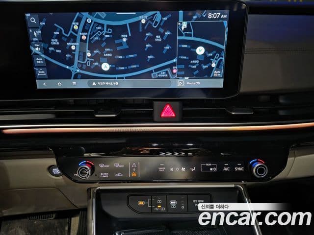 Kia Carnival 2025 — Фото 14/17