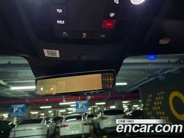 Kia Carnival 2025 — Фото 15/17