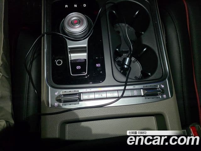 Kia Carnival 2025 — Фото 16/17