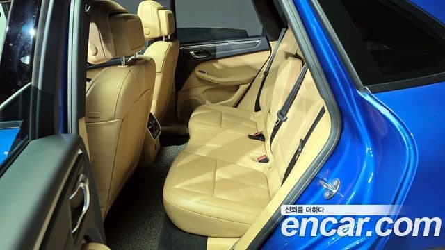 Porsche Macan 2018 — Şəkil 14/20