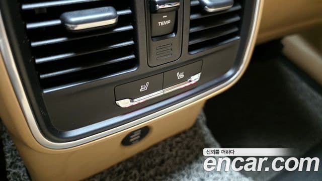Porsche Macan 2018 — Şəkil 15/20