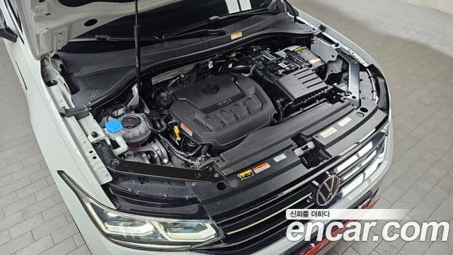 Volkswagen Tiguan Allspace 2023 — фото 6 из 20