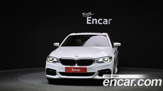 BMW 5 Series 2018 — Şəkil 3/20