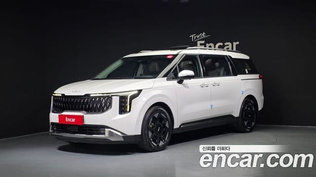 Kia Carnival 2024 — ფოტო 1/20