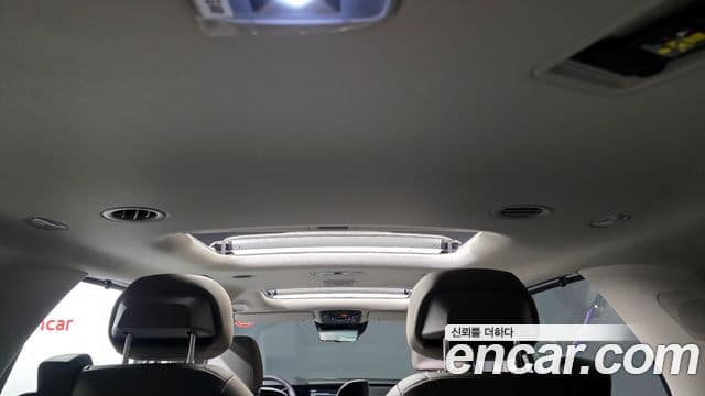 Kia Carnival 2024 — ფოტო 20/20