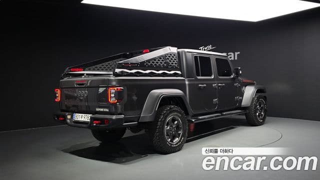 Jeep Gladiator 2022 — Photo 10/20