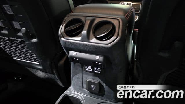 Jeep Gladiator 2022 — Photo 9/20