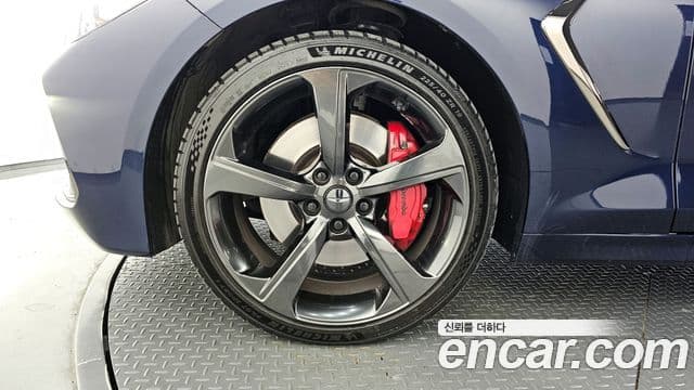 Genesis G70 2018 — Şəkil 18/20