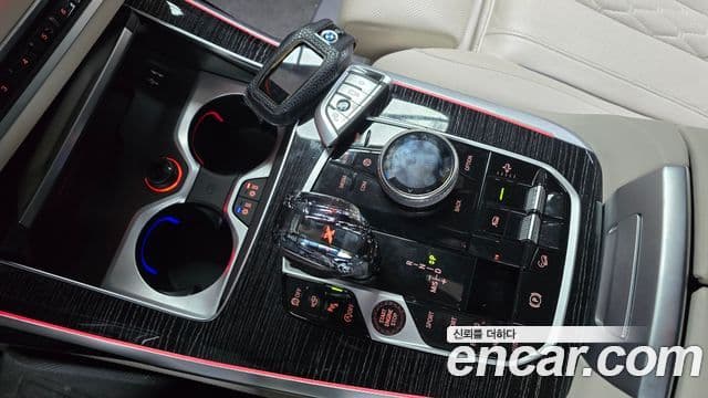 BMW X7 2021 — ფოტო 9/20