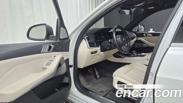 BMW X7 2021 — ფოტო 11/20