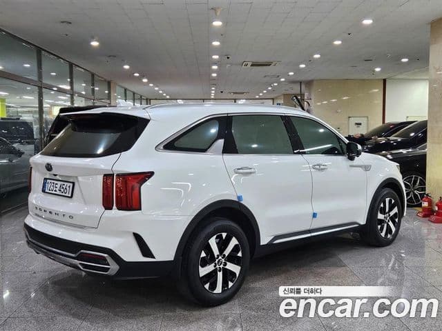 Kia Sorento 2021 — ფოტო 2/20