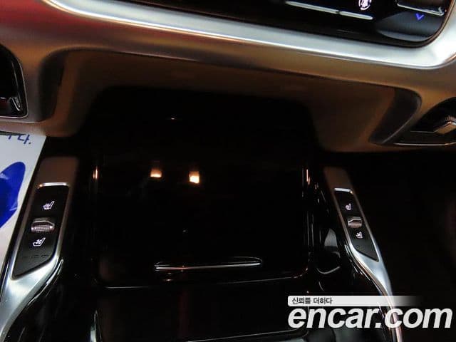 Kia Sorento 2021 — ფოტო 13/20