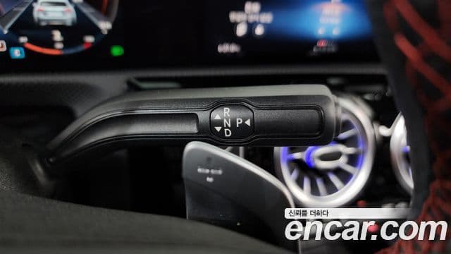 Mercedes-Benz CLA-Class 2020 — ფოტო 9/20