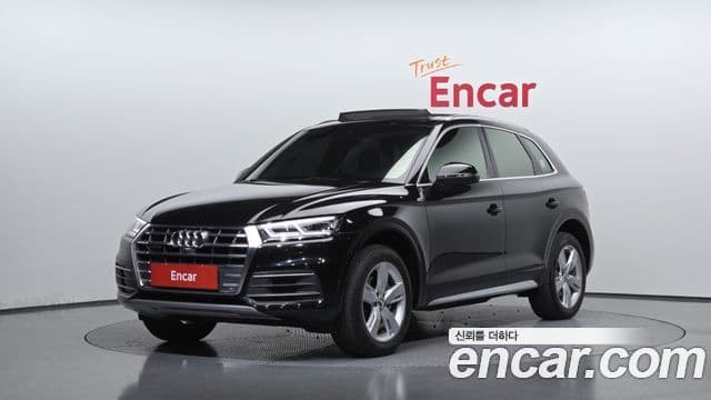 Audi Q5 2020 — ფოტო 1/20