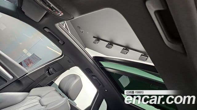 Audi Q5 2020 — ფოტო 19/20