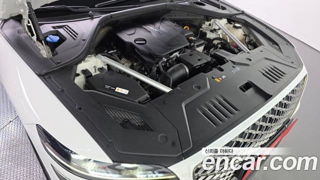 Genesis GV70 2022 — ფოტო 6/20