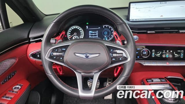 Genesis GV70 2022 — ფოტო 14/20