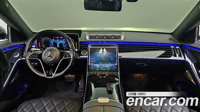 Mercedes-Benz S-Class 2022 — Photo 9/20