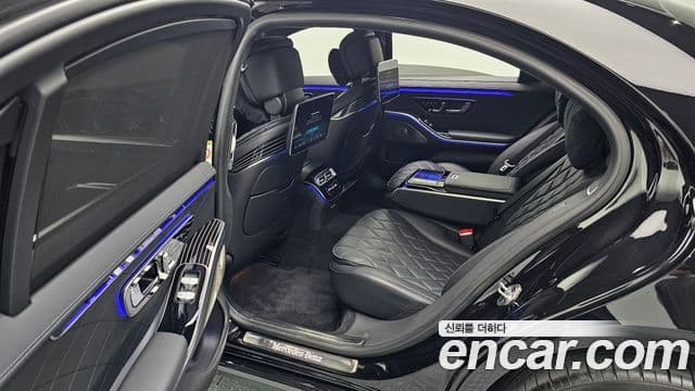 Mercedes-Benz S-Class 2022 — Photo 14/20