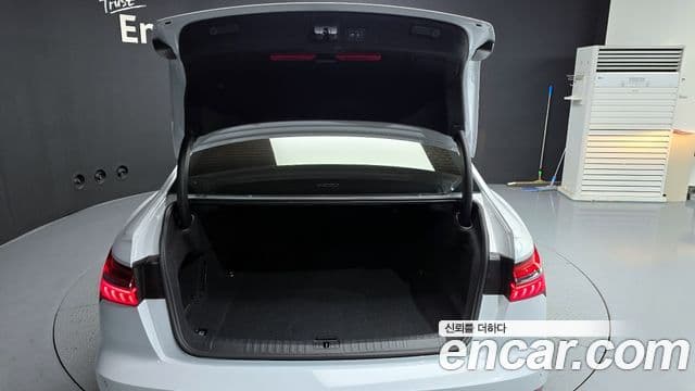Audi A6 2023 — Şəkil 14/20