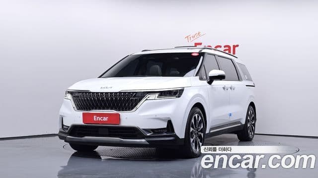 Kia Carnival 2022 — Фото 1/20