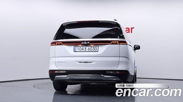 Kia Carnival 2022 — Фото 4/20