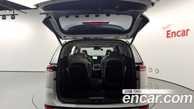 Kia Carnival 2022 — Фото 20/20