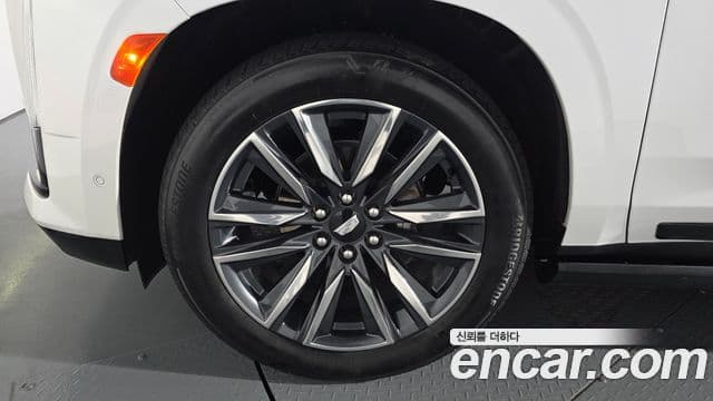 Cadillac Escalade 2023 — фото 5 из 20