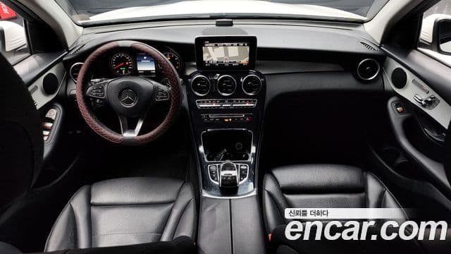 Mercedes-Benz GLC-Class 2018 — Şəkil 8/19