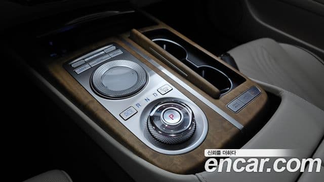 Genesis Electrified G80 2021 — Şəkil 9/20