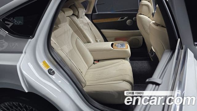 Genesis Electrified G80 2021 — Şəkil 12/20