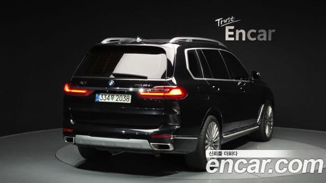 BMW X7 2020 — Şəkil 17/20