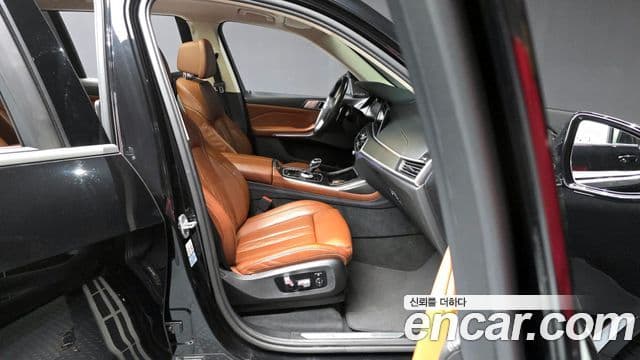 BMW X7 2020 — Şəkil 18/20