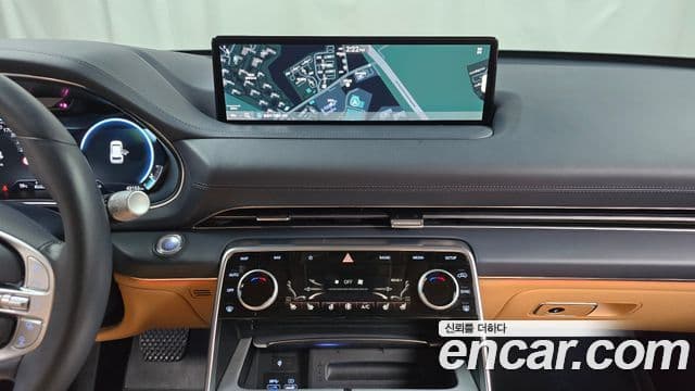 Genesis GV80 2023 — ფოტო 14/20