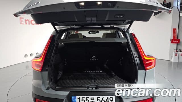 Volvo XC40 2024 — фото 20 из 20