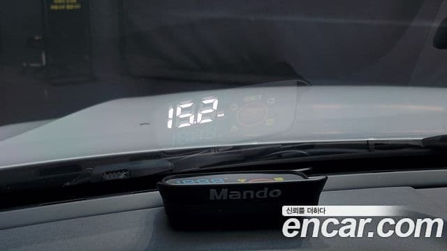 Volvo XC40 2020 — ფოტო 17/20