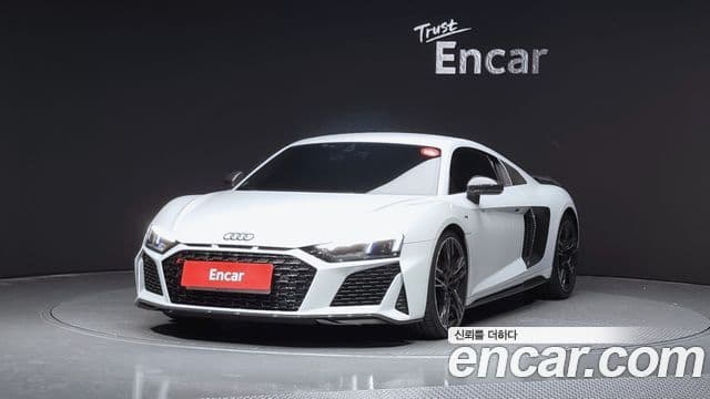 Audi R8 2021 — ფოტო 1/20