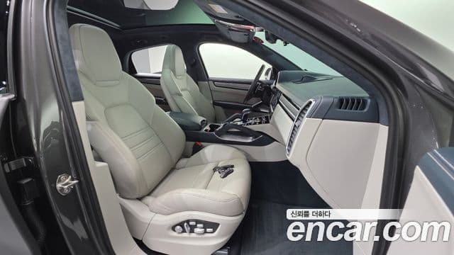 Porsche Cayenne 2020 — Şəkil 9/20