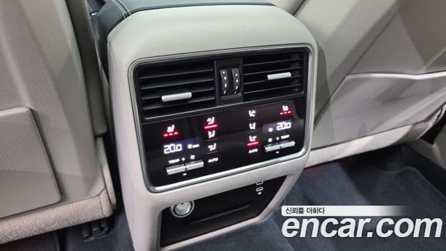 Porsche Cayenne 2020 — Şəkil 16/20