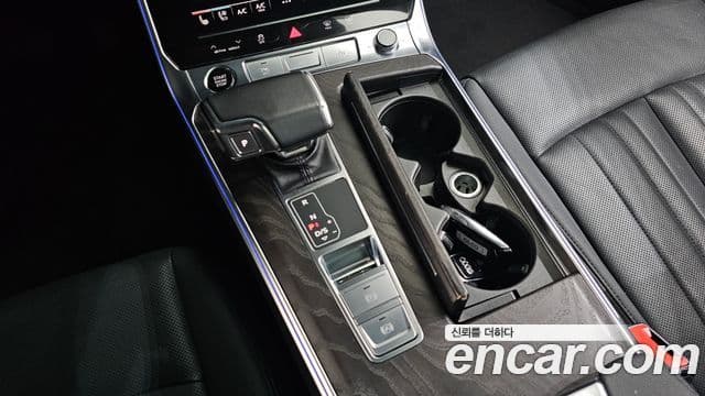 Audi A6 2022 — ფოტო 9/20