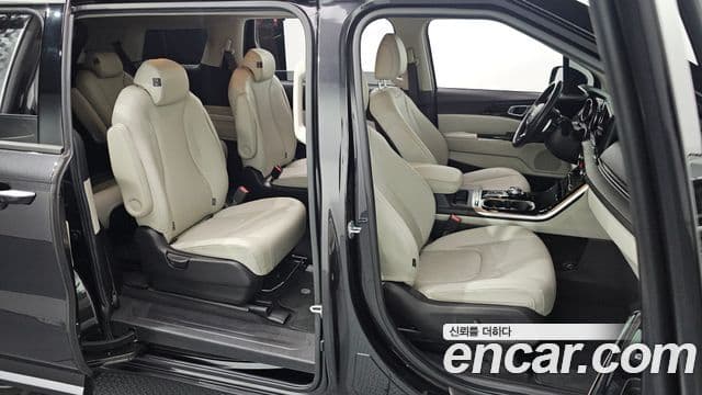 Kia Carnival 2020 — Şəkil 12/20