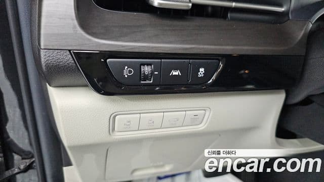 Kia Carnival 2020 — Şəkil 13/20