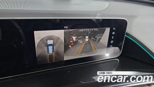 Mercedes-Benz EQC 2020 — ფოტო 7/20