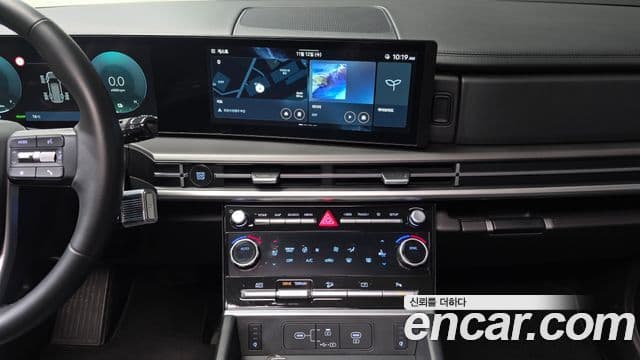 Hyundai Santa Fe 2023 — Фото 16/20